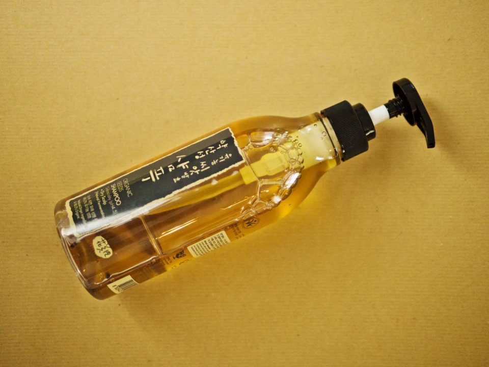 Whamisa Haarpflege: Das Dry Scalp Shampoo von Whamisa